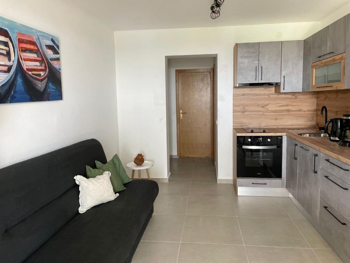 Apartmani Maris II Palit Εξωτερικό φωτογραφία