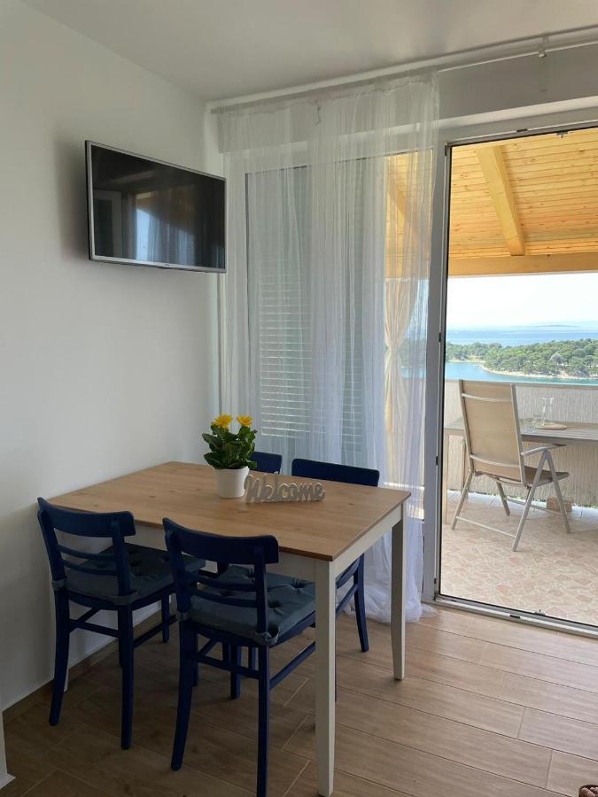 Apartmani Maris II Palit Εξωτερικό φωτογραφία