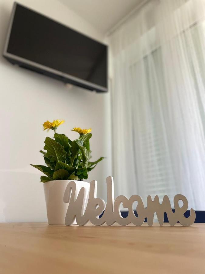 Apartmani Maris II Palit Εξωτερικό φωτογραφία