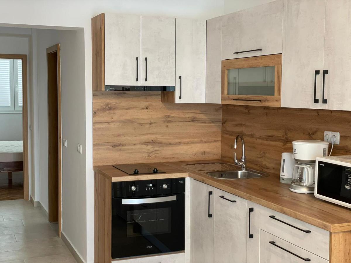 Apartmani Maris II Palit Εξωτερικό φωτογραφία