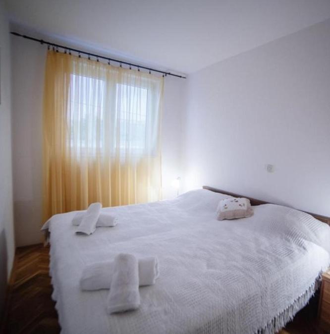 Apartmani Maris II Palit Εξωτερικό φωτογραφία
